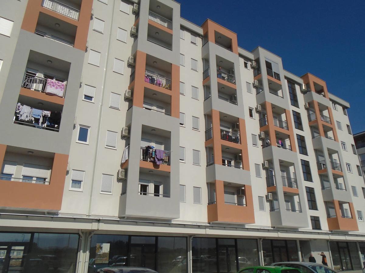Fantastic Brand New Apartment พอดโกริกา ภายนอก รูปภาพ